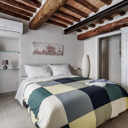 Apartment Il Mezzanino By Living *