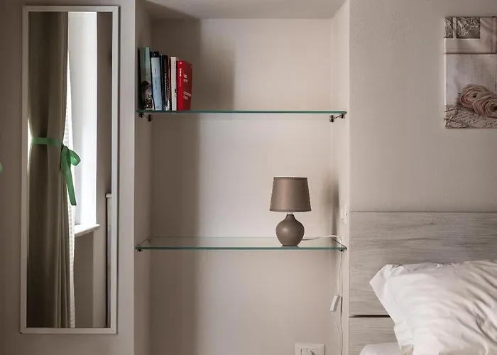 Apartment Il Mezzanino By Living Siena